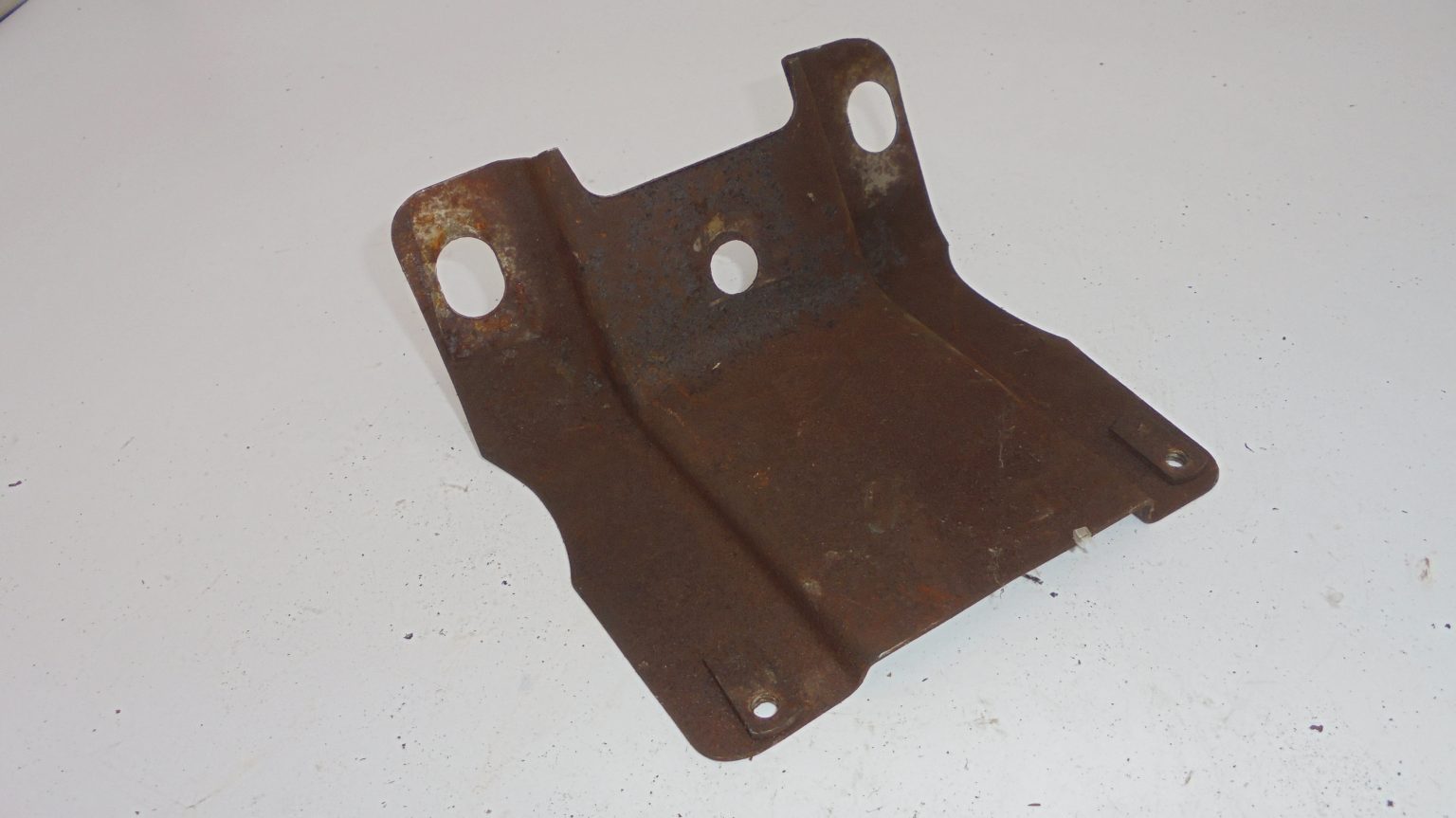 19761995 JEEP CJ/YJ WRANGLER STEERING COLUMN/PEDALS MOUNTING BRACKETS