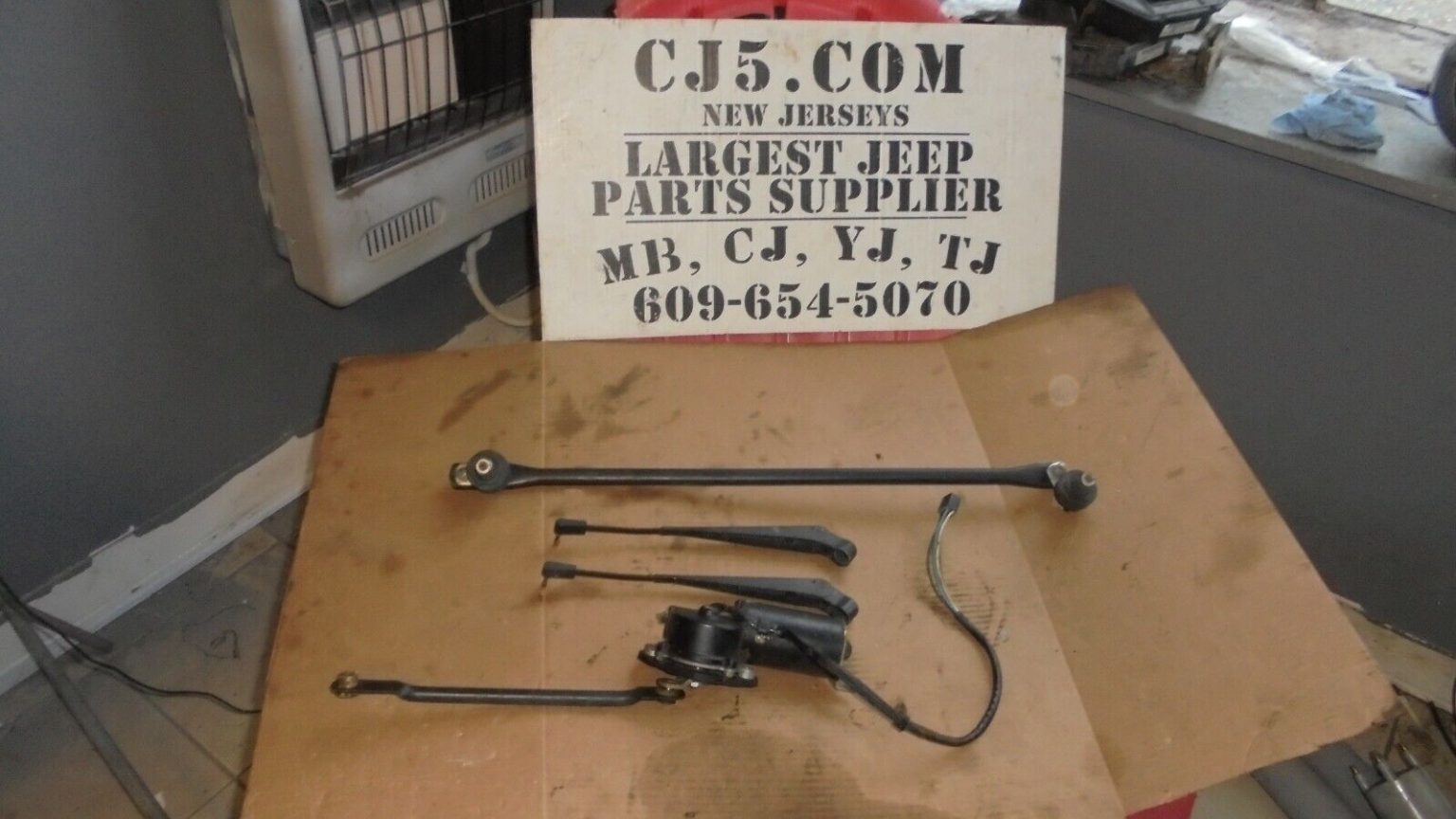 19871995 JEEP YJ COMPLETE WINDSHIELD WIPER ASSEMBLY/MOTOR/LINKAGE/ARMS One Jeep Jeep Parts