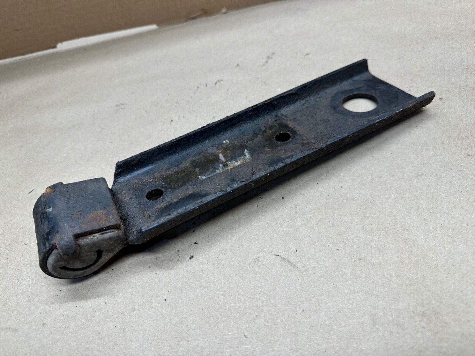 19871995 JEEP YJ TRANSMISSION MOUNT BRACKET One Jeep Jeep Parts