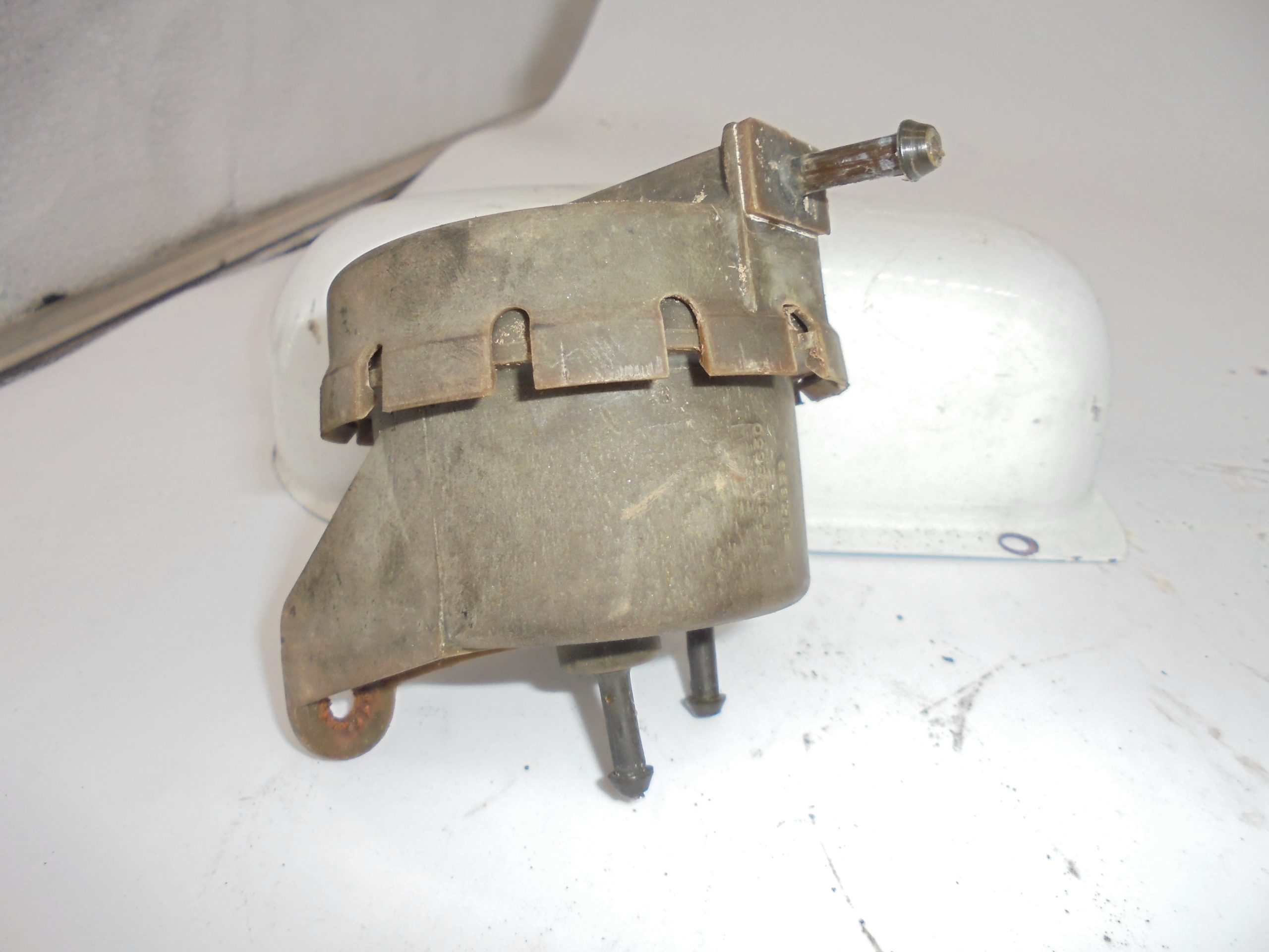 19761986 JEEP CJ FUEL CHECK LIQUID ROLLOVER VALVE One Jeep Jeep